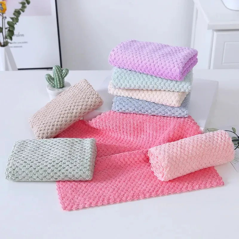 Merbau Hemming Hanging Square Scarf
